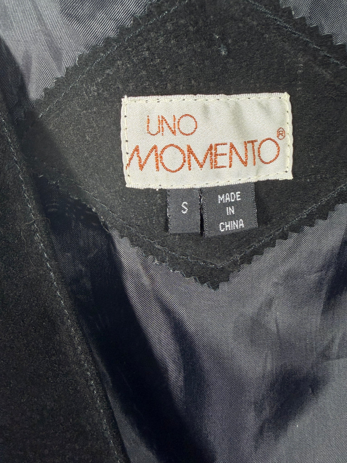 Vintage 90s Uno Momento black genuine suede vest