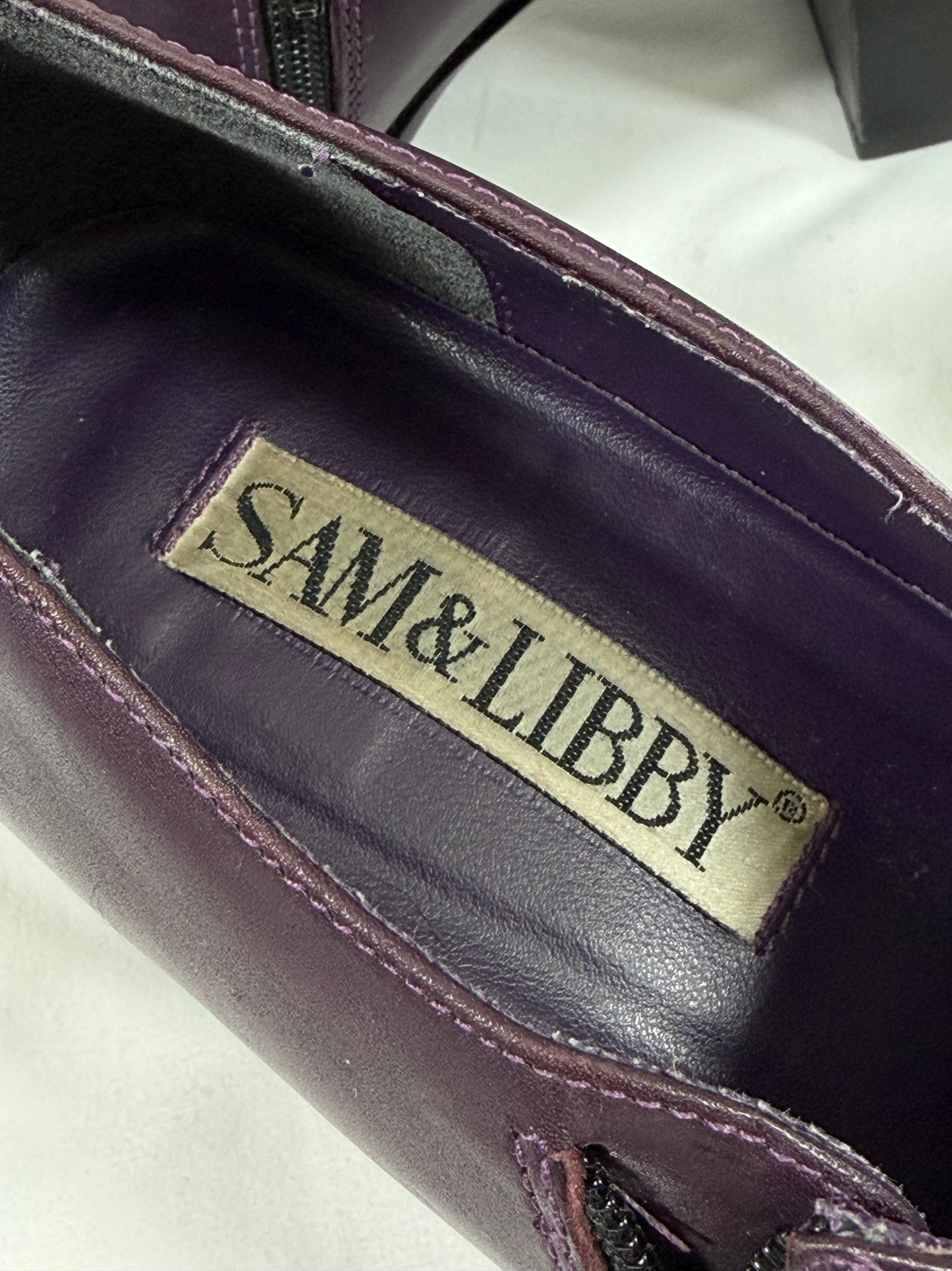 Vintage 90s Y2K Sam & Libby plum square toe block heels
