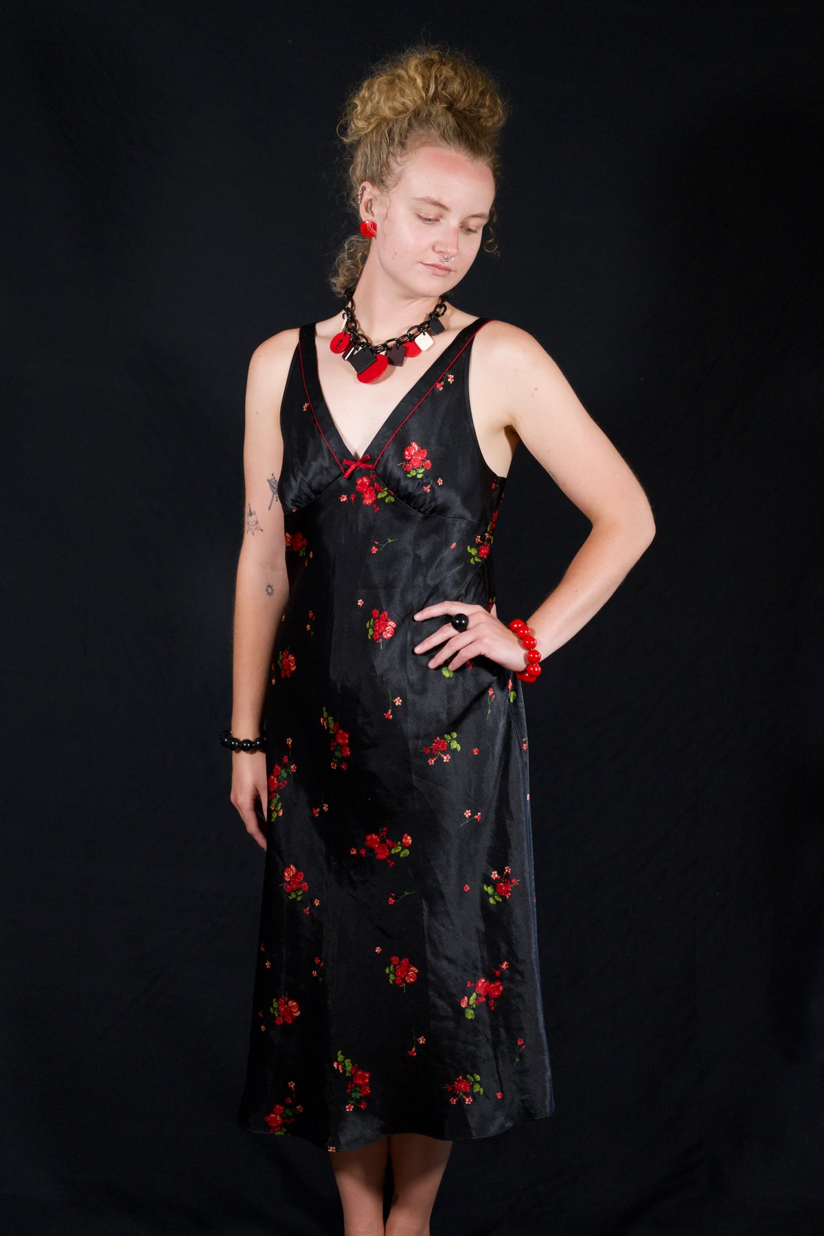 Vintage Y2K Jones New York black/floral satin slip dress