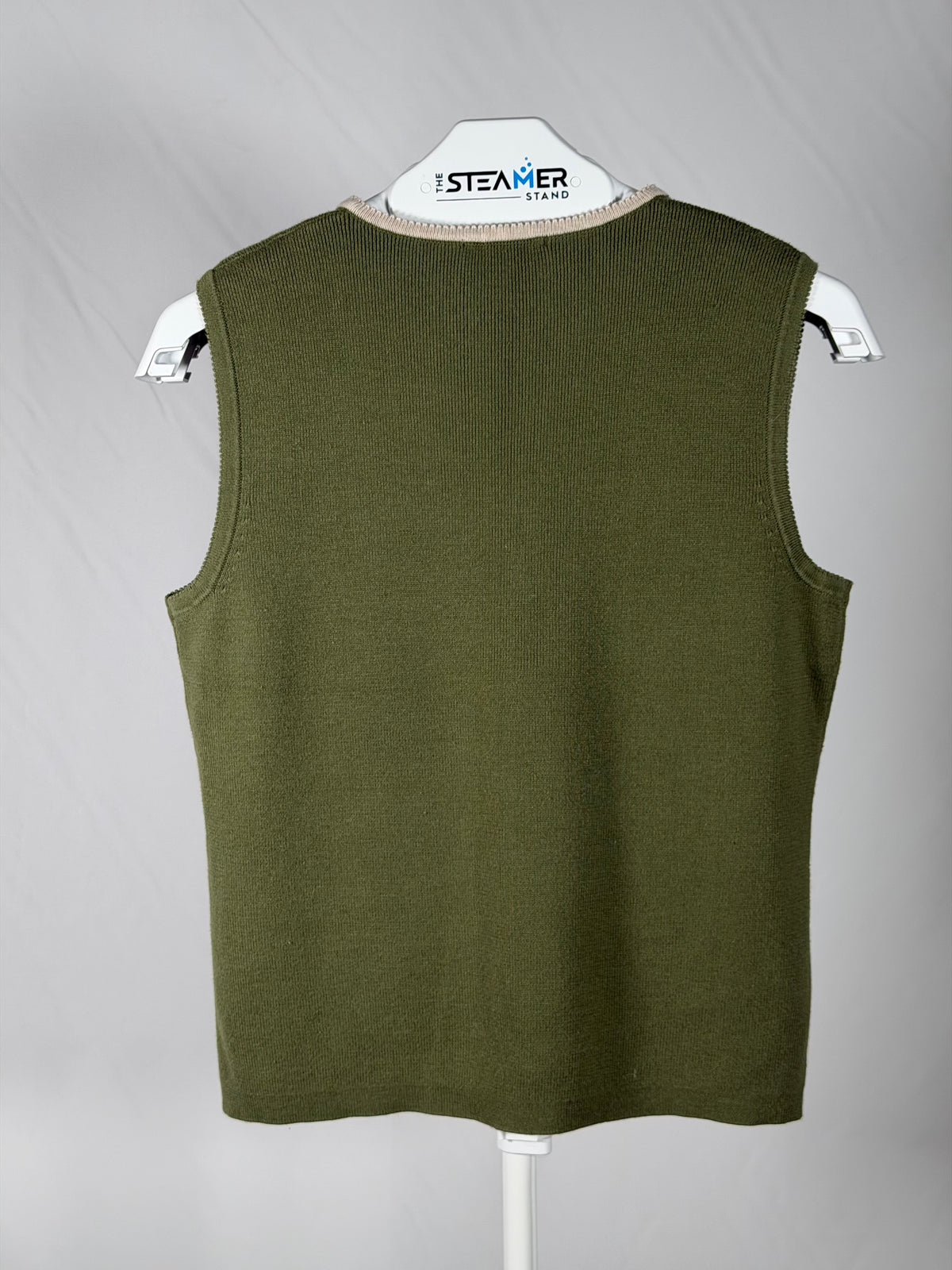 Vintage Y2K Christopher & Banks olive scalloped v-neck sweater tank