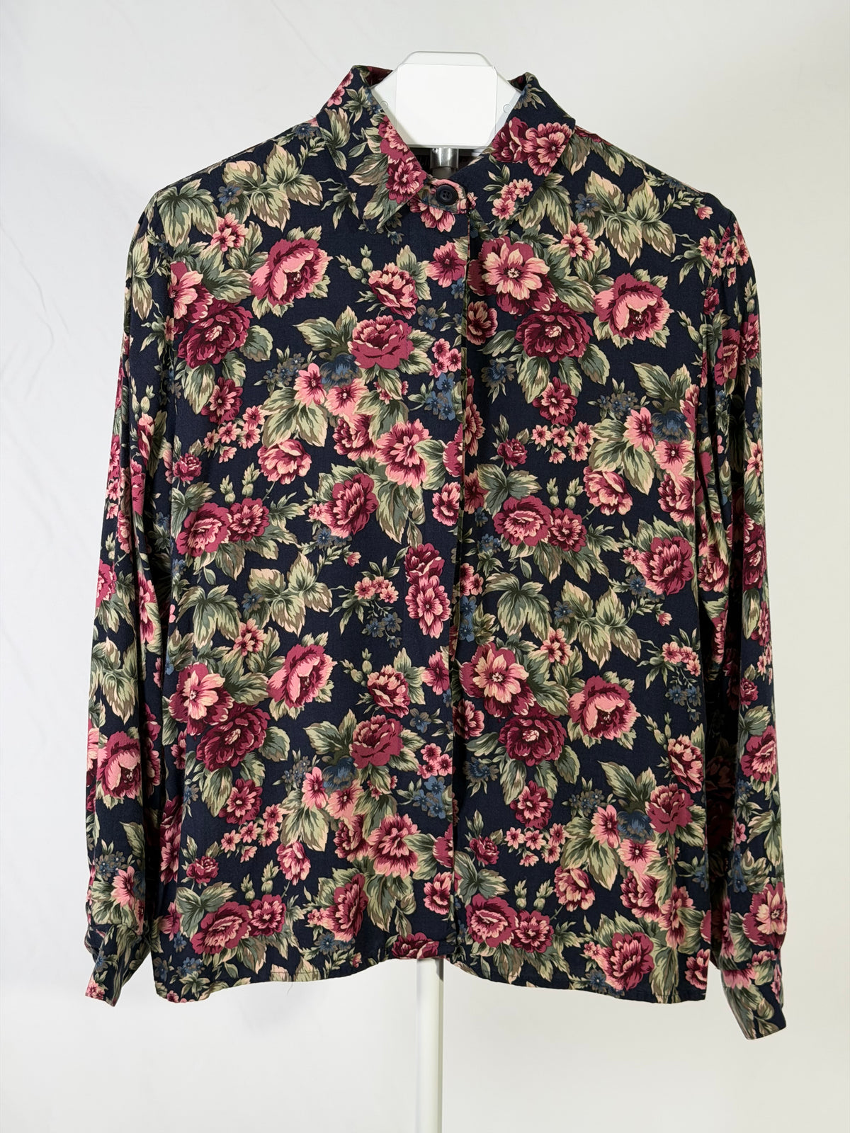 Vintage 90s Lucia Petites navy floral long sleeve blouse