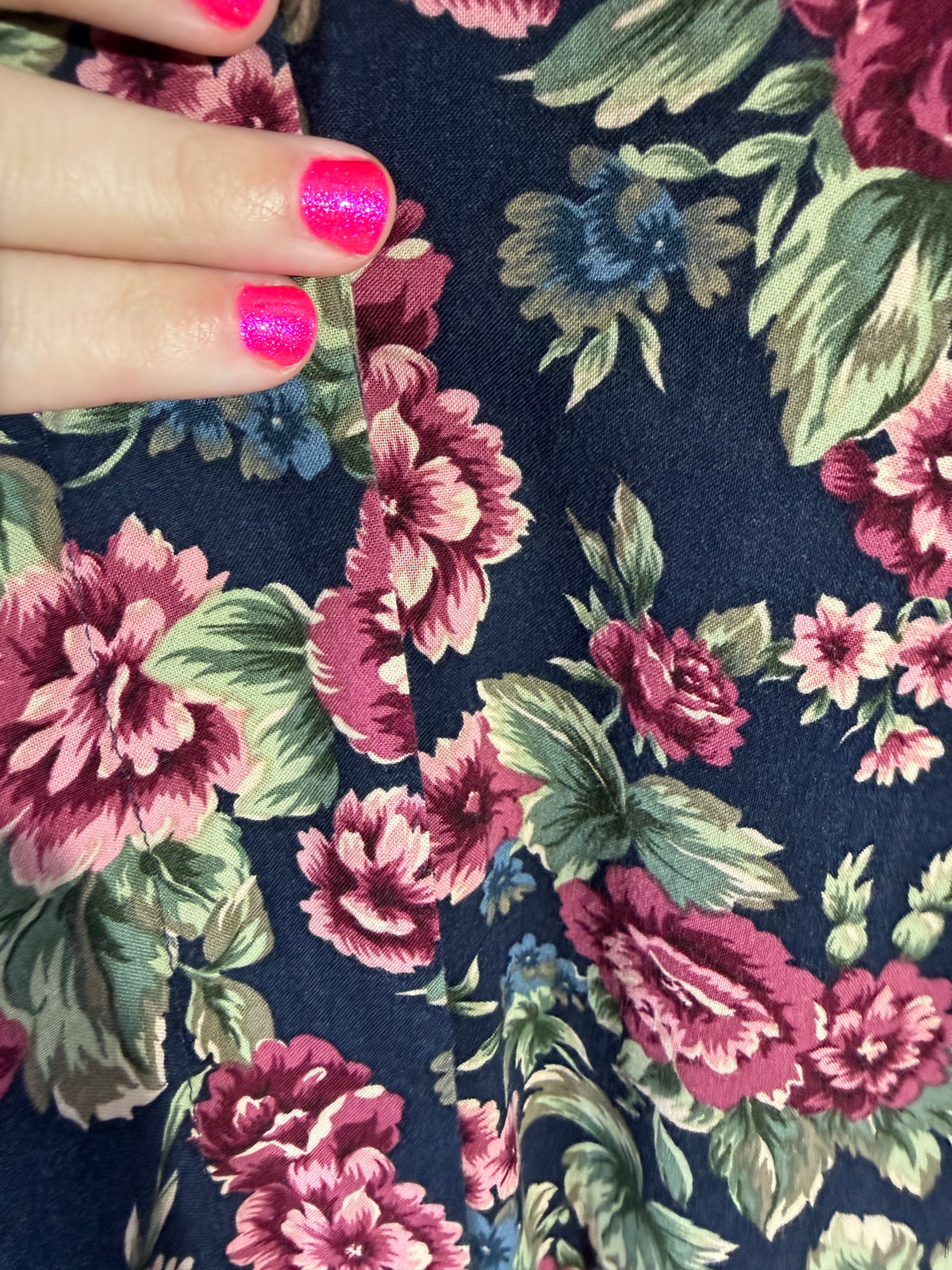 Vintage 90s Lucia Petites navy floral long sleeve blouse
