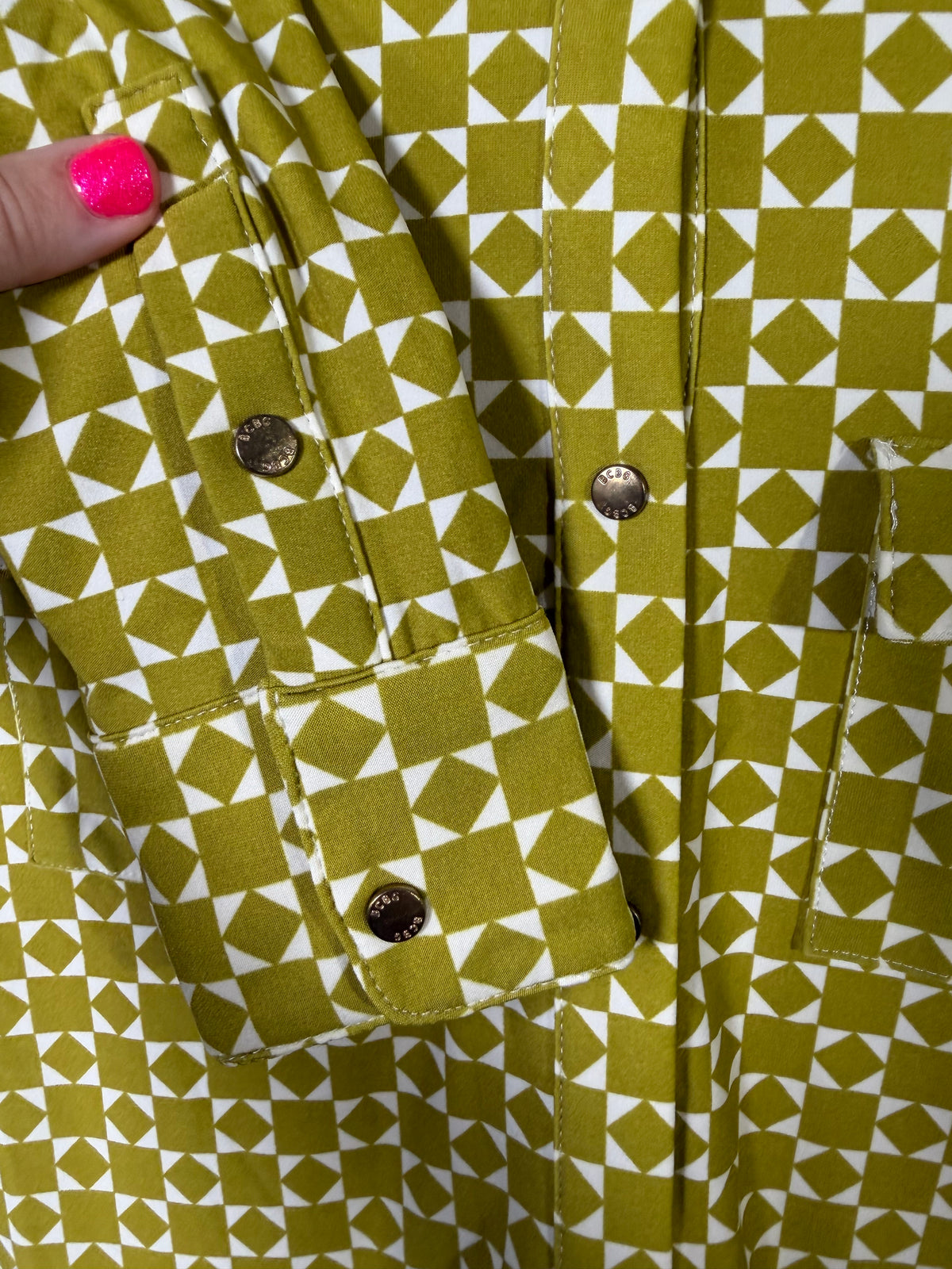 BCBGMAXAZRIA chartreuse geometric button-up