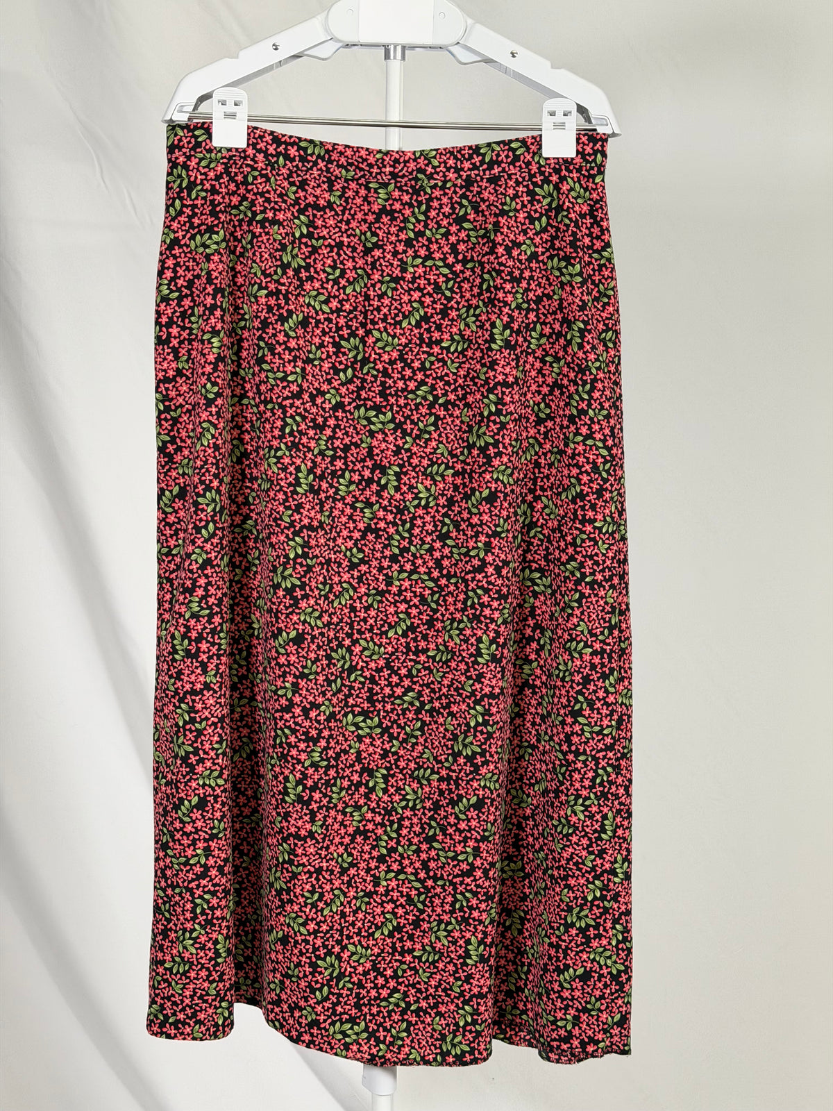 Vintage 90s Sag Harbor ditsy floral high waisted maxi skirt