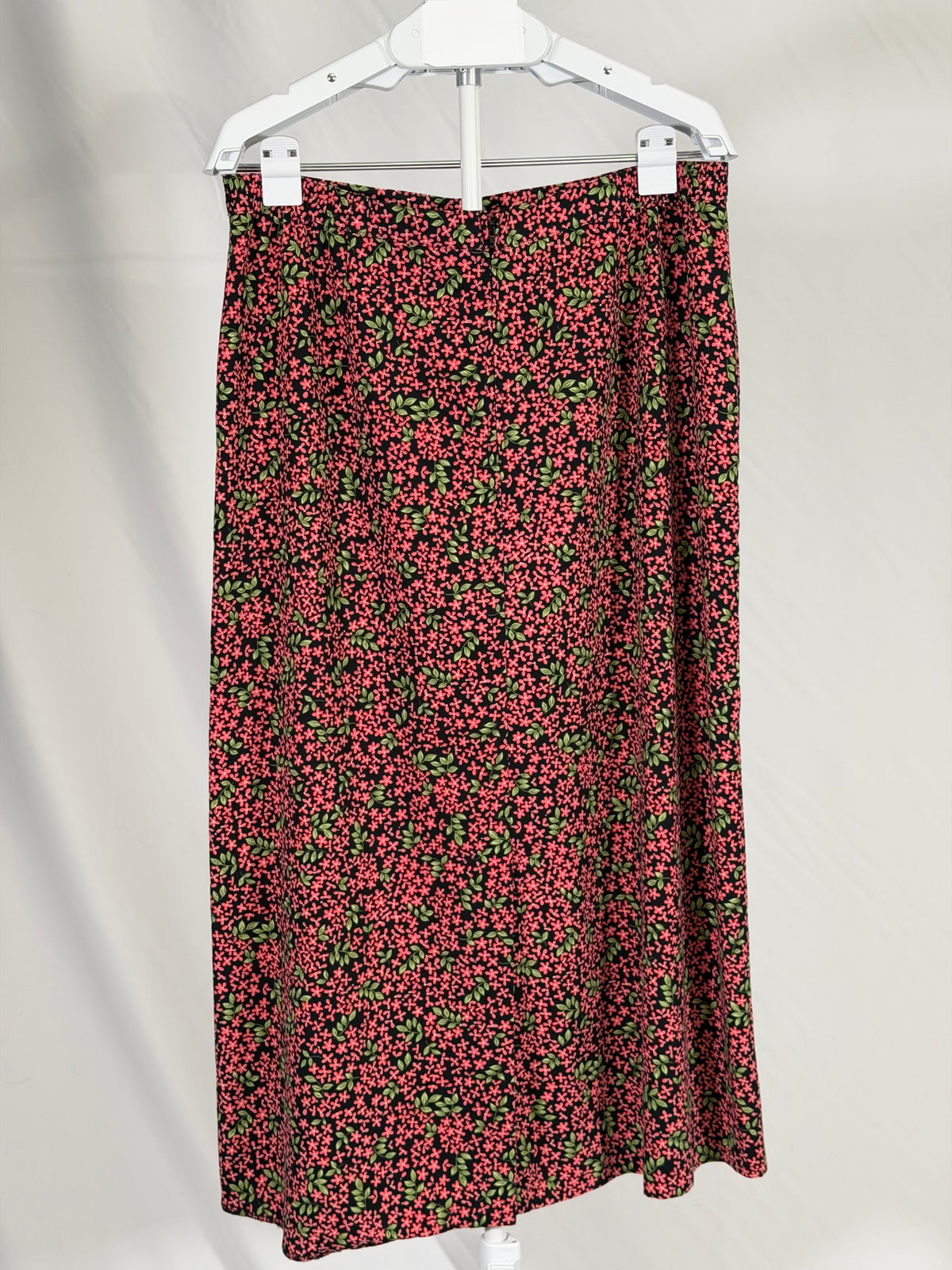 Vintage 90s Sag Harbor ditsy floral high waisted maxi skirt