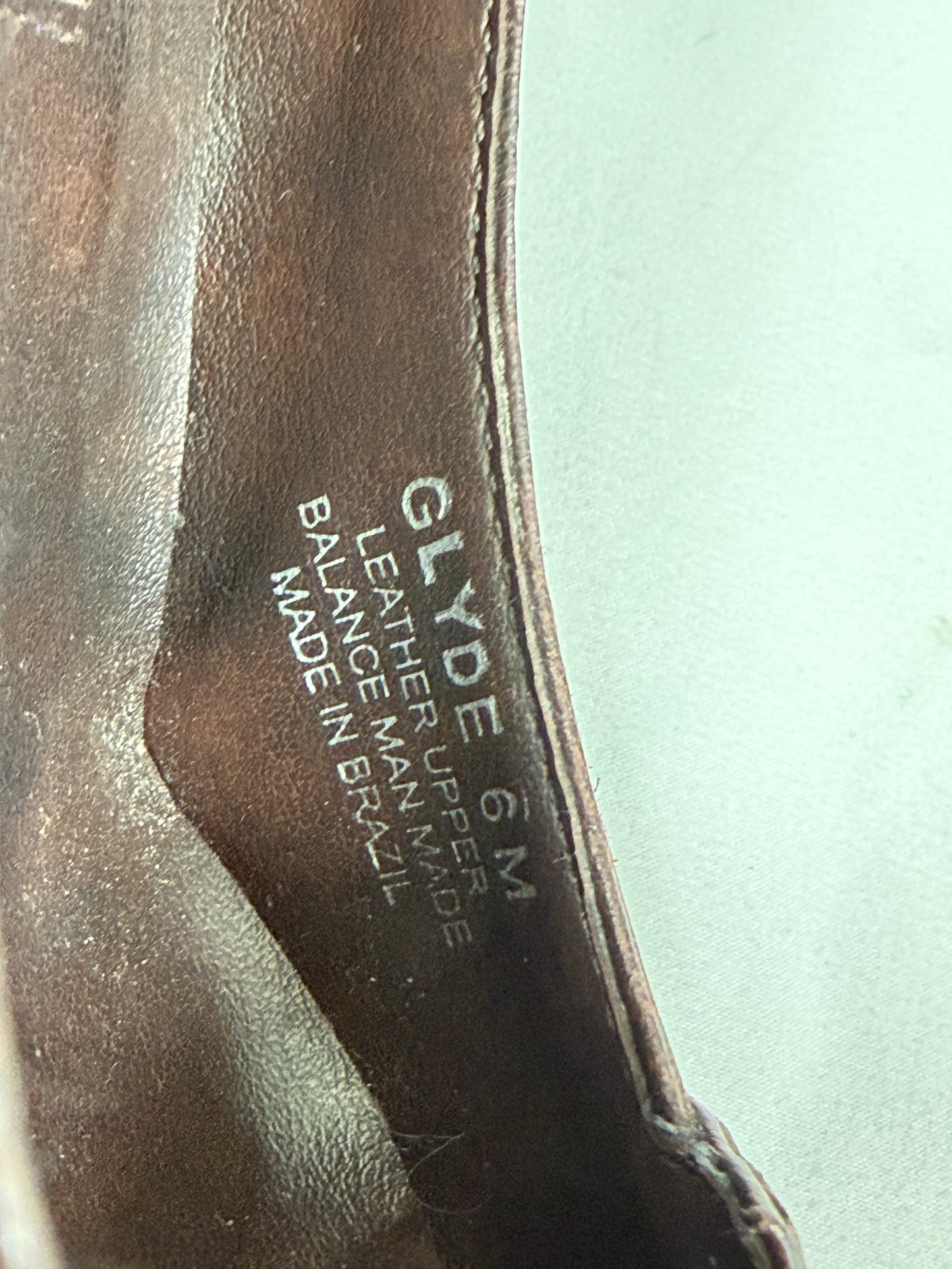 Vintage Y2K Steven Madden brown leather kitten heels