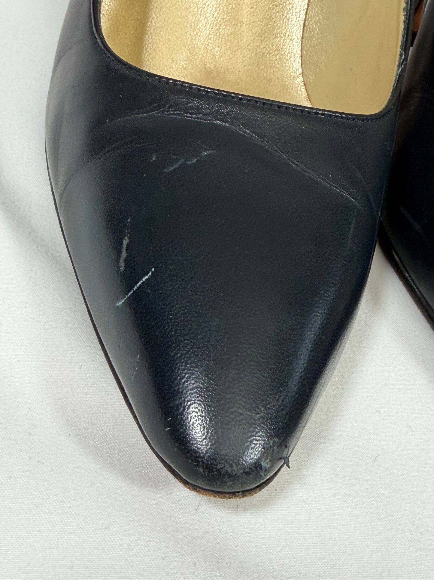 Vintage 90s Y2K Kenneth Cole black leather pointed toe pumps