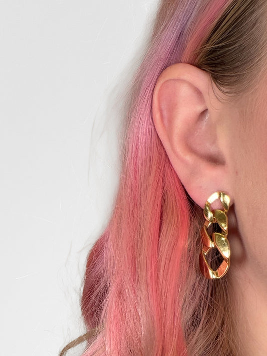 Vintage 80s gold tone chunky chain link post earrings