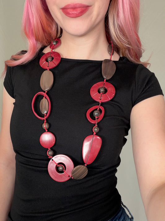 Vintage 70s/80s chunky red/faux wood geometric statement necklace