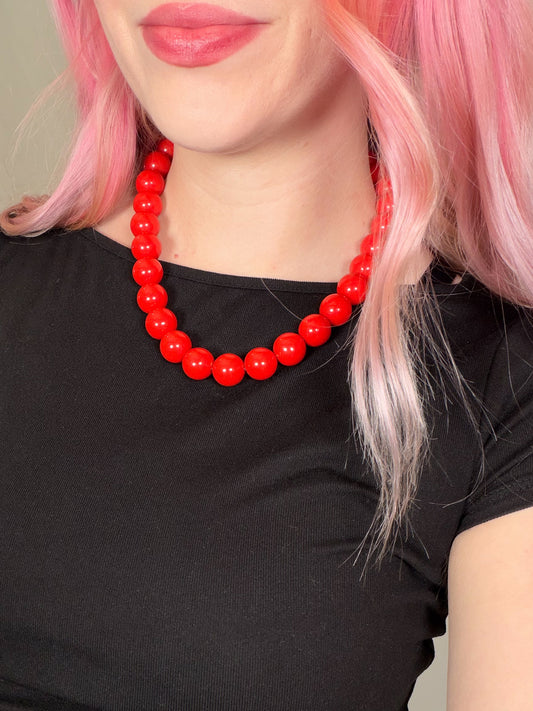 Chunky red acrylic ball bead neckalce