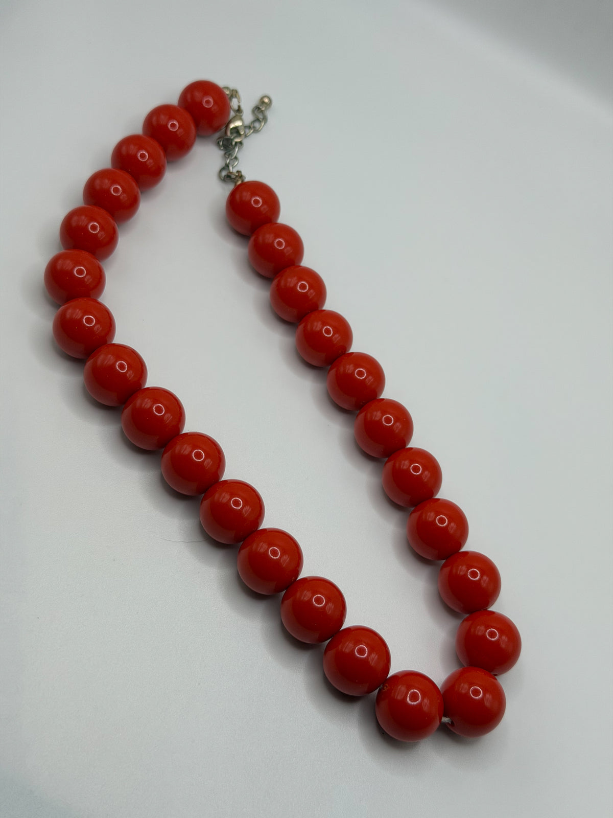 Chunky red acrylic ball bead neckalce