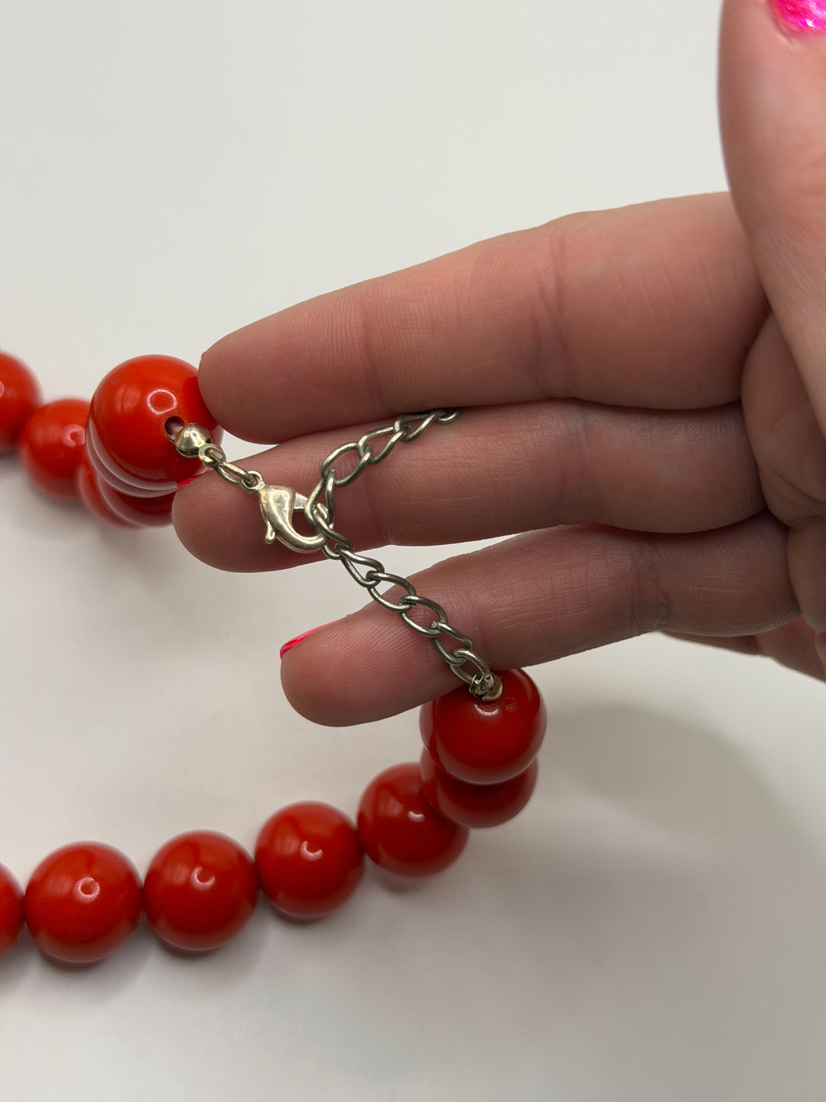 Chunky red acrylic ball bead neckalce
