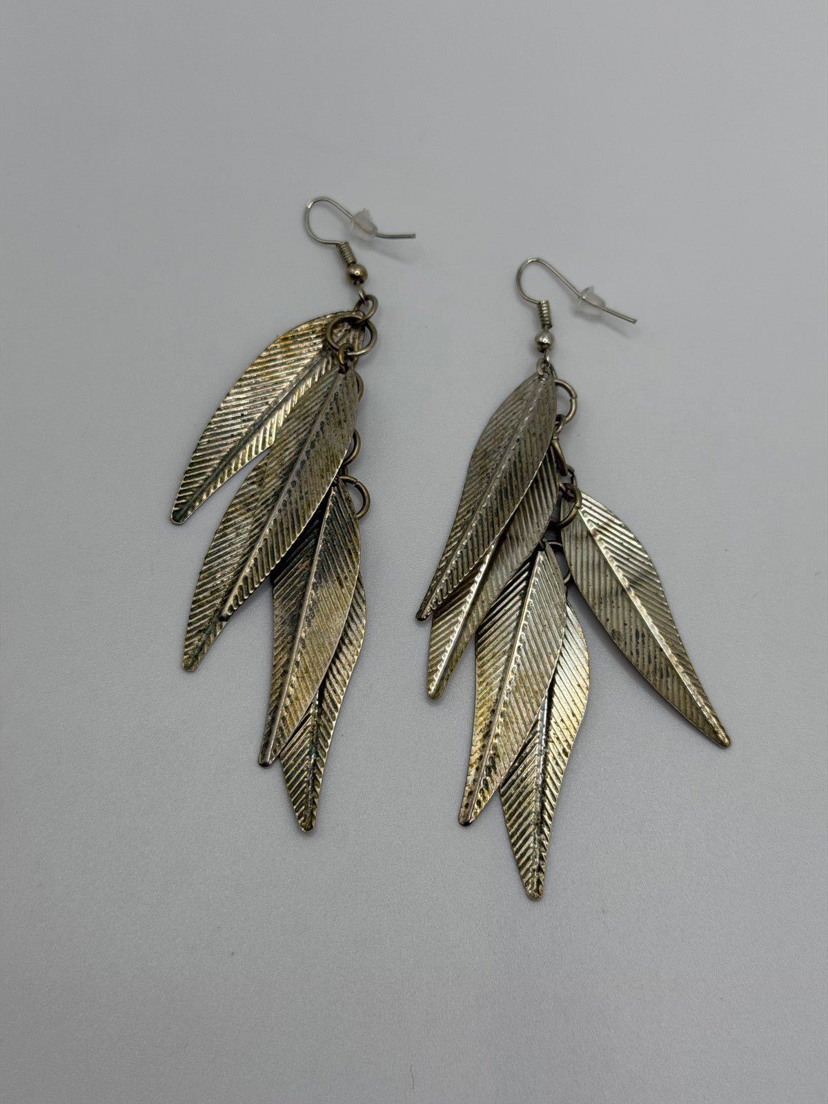 Vintage 90s cascading leaf dangle earrings