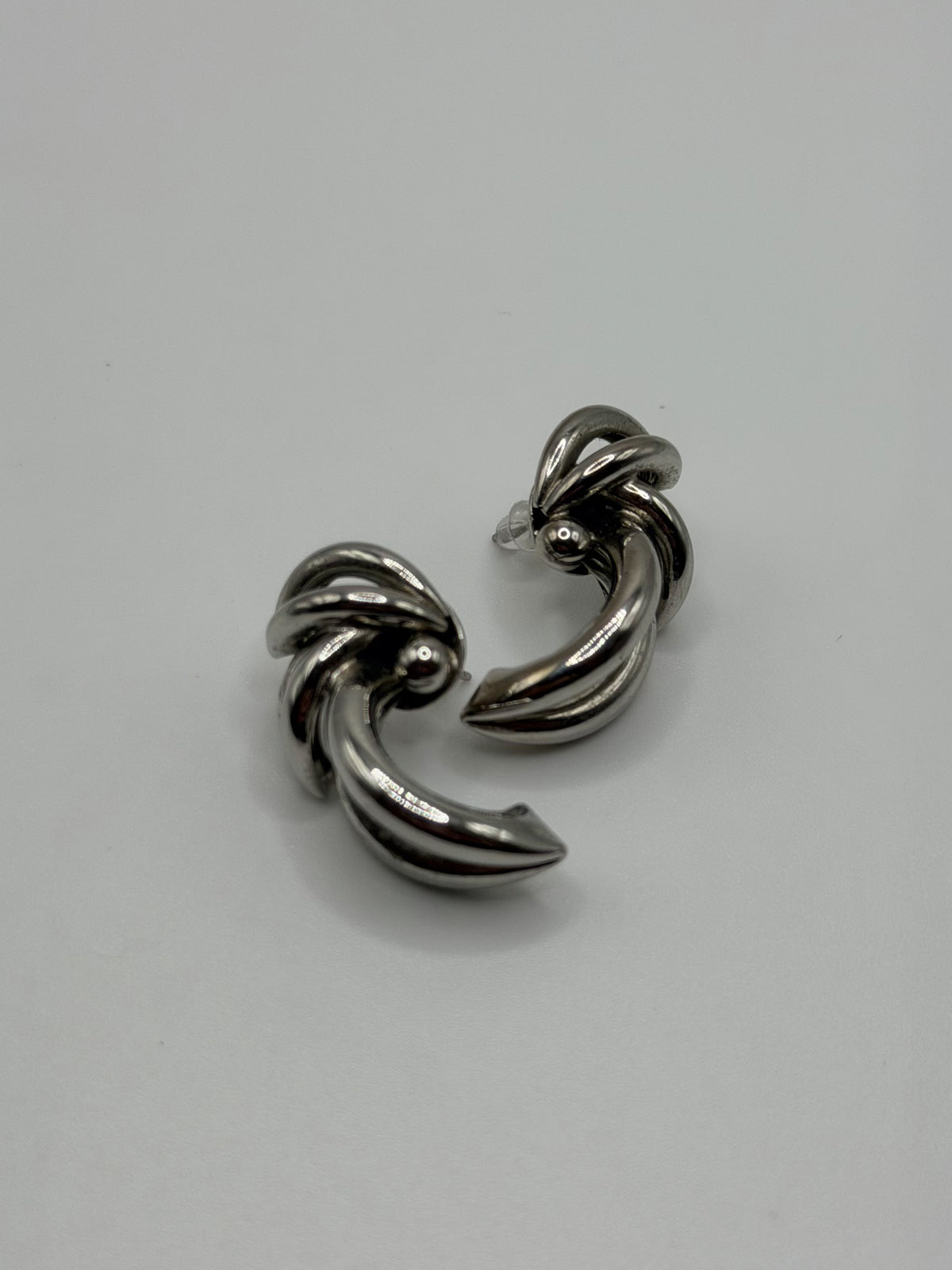 Vintage 80s silver tone chunky knot earrings