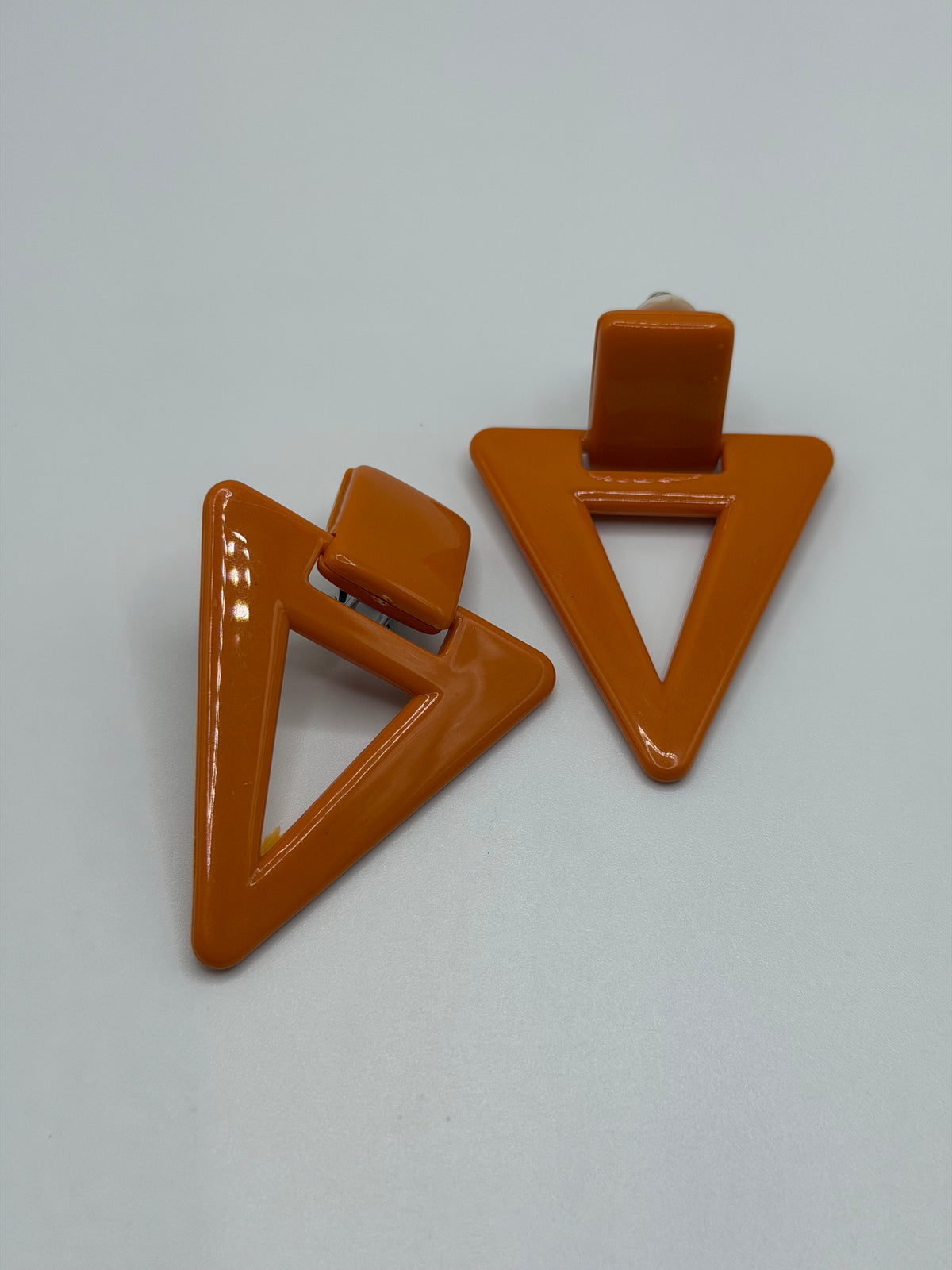 Vintage 80s orange geometric clip-on earrings