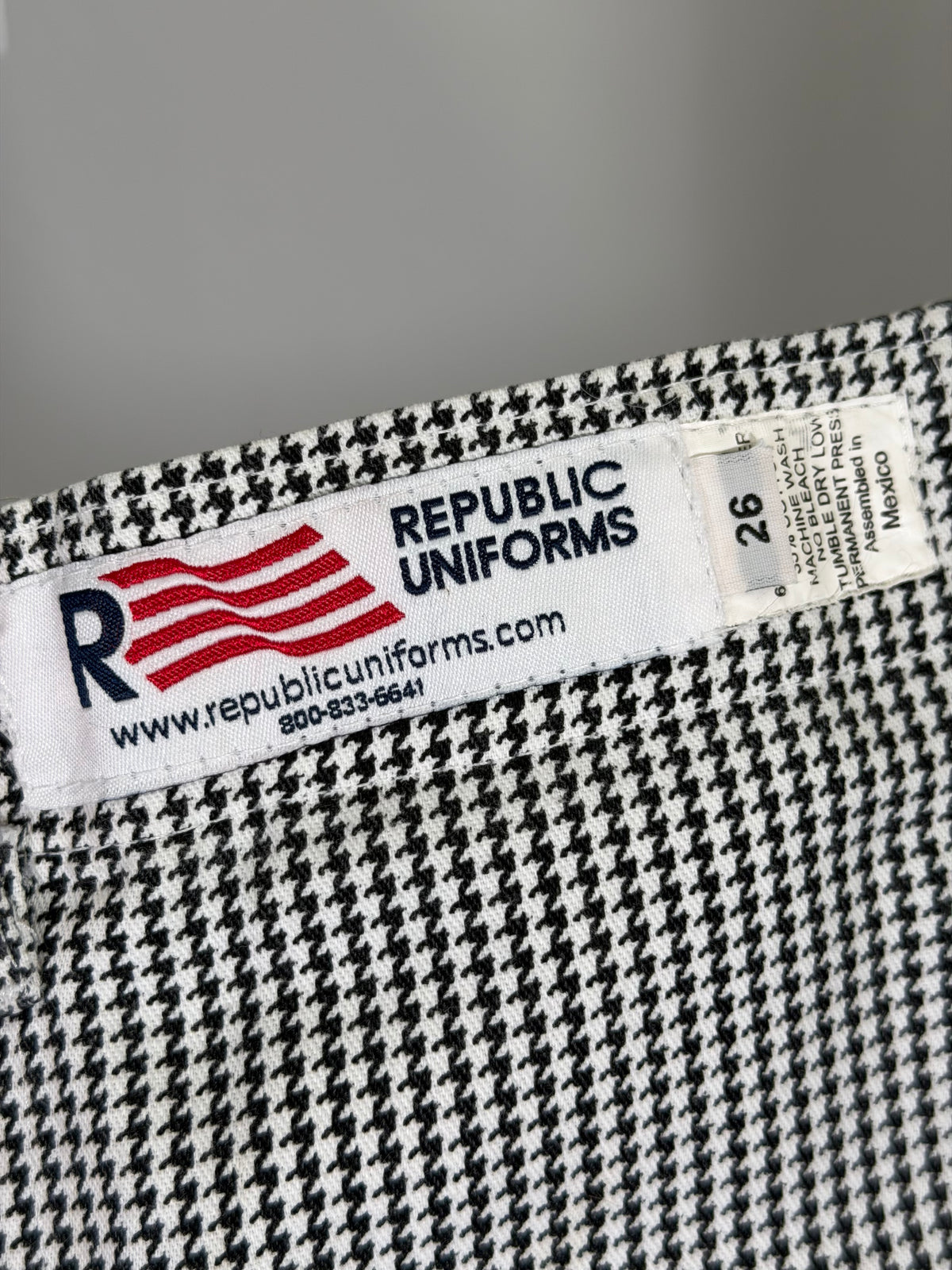 Vintage Y2K Republic Uniforms houndstooth utility pants