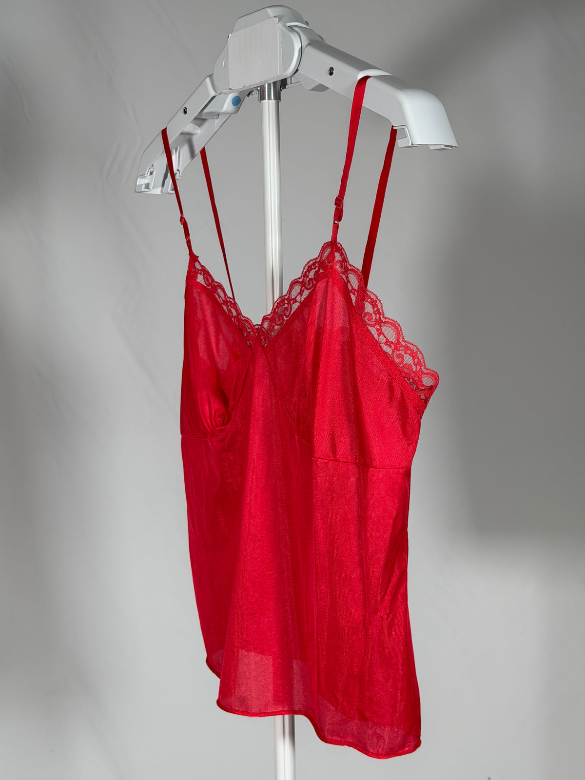 Vintage 80s Deena... red lace trim camisole slip top