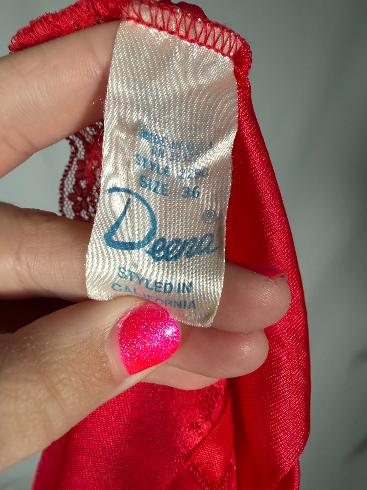 Vintage 80s Deena... red lace trim camisole slip top