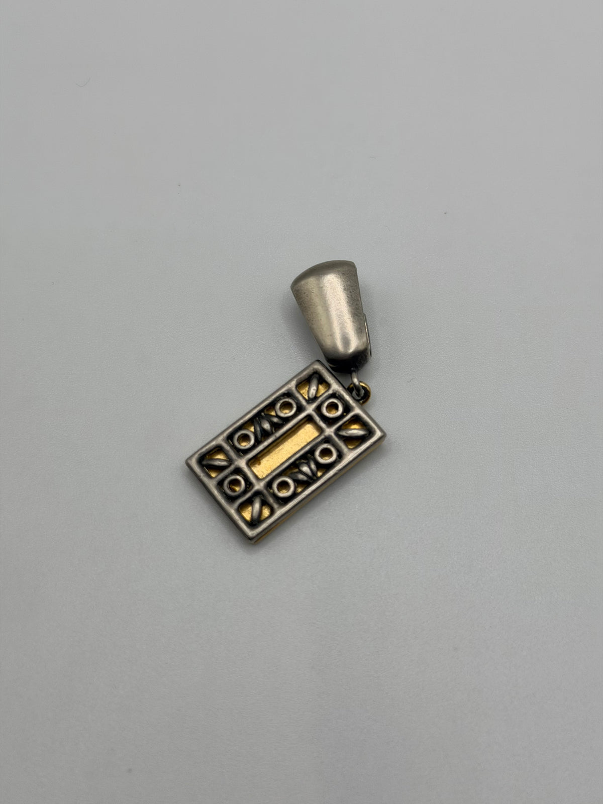 Vintage 1990s two-tone geometric mixed-metal pendant
